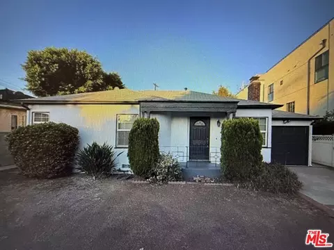 6348 Camellia Ave, North Hollywood, CA 91606