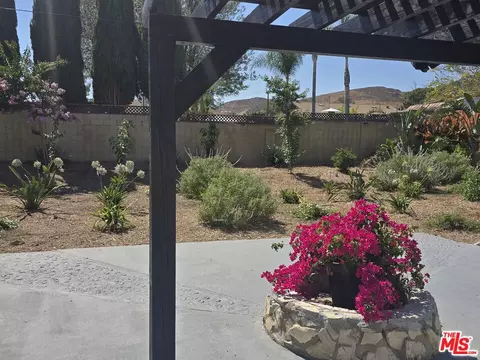 Exterior - 3335 Felix Ave, Simi Valley, CA 93063 photo 8 of 11