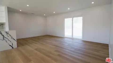 Living - 3335 Felix Ave, Simi Valley, CA 93063 photo 1 of 2