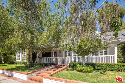 1134 San Ysidro Dr, Beverly Hills, CA 90210