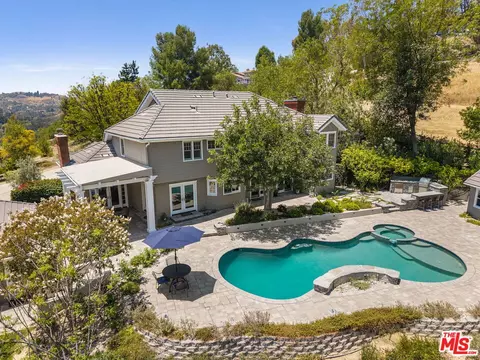 10 Holster Ln, Bell Canyon, CA 91307