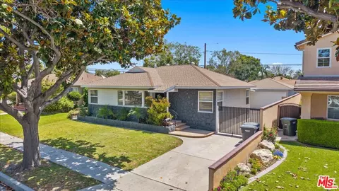 4648 Adenmoor Ave, Lakewood, CA 90713