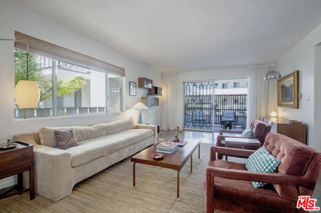 4343 Finley Ave #2, Los Angeles, CA 90027