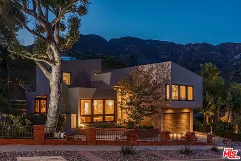 3449 Cloudcroft Dr, Malibu, CA 90265