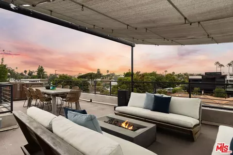 2416 Frey Ave, Venice, CA 90291