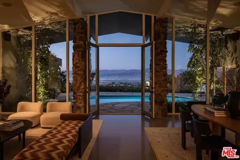8559 Edwin Dr, Los Angeles, CA 90046