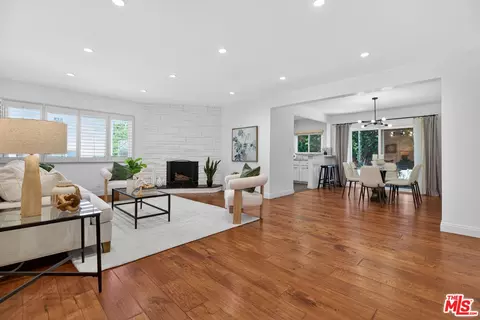 4563 Finley Ave #3, Los Angeles, CA 90027