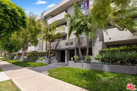 12115 San Vicente Blvd #111, Los Angeles, CA 90049