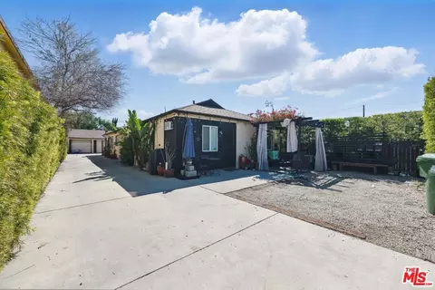 5710 Vineland Ave, North Hollywood, CA 91601