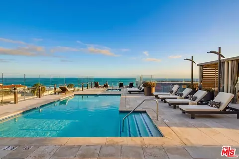 1755 Ocean Ave #203, Santa Monica, CA 90401