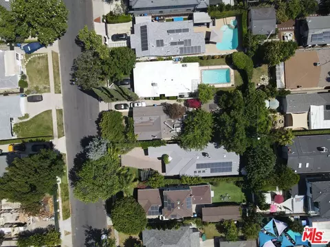 View/Area - 5236 Lennox Ave, Sherman Oaks, CA 91401 photo 3 of 7