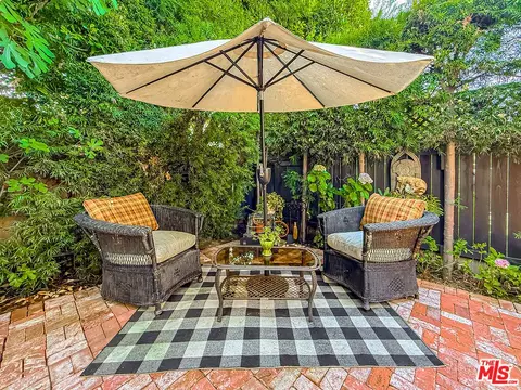 Exterior - 5236 Lennox Ave, Sherman Oaks, CA 91401 photo 8 of 14