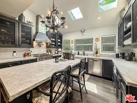 Kitchen - 5236 Lennox Ave, Sherman Oaks, CA 91401 photo 2 of 8