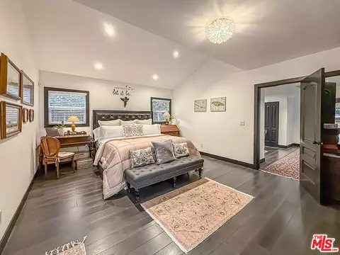 Bedroom - 5236 Lennox Ave, Sherman Oaks, CA 91401 photo 2 of 3