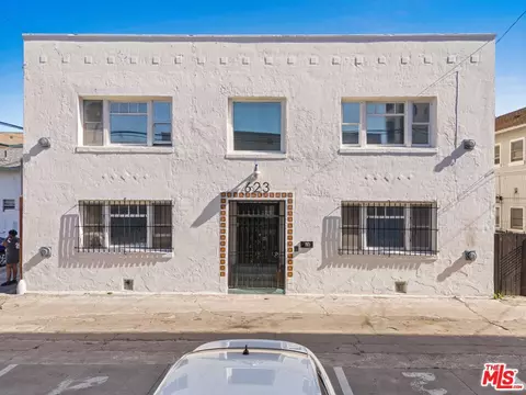 Exterior - 623 E Broadway, Long Beach, CA 90802 photo 3 of 3