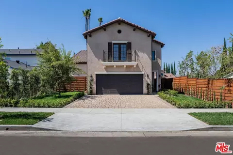 20151 Strathern St, Winnetka, CA 91306