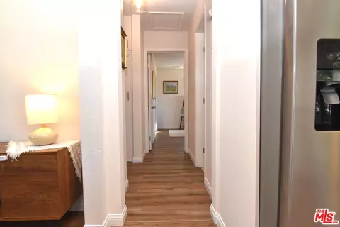 Entry Way - 4513 Pine Ln, Mountain Mesa, CA 93240 photo 1 of 2