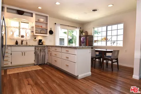 Kitchen - 4513 Pine Ln, Mountain Mesa, CA 93240 photo 3 of 3