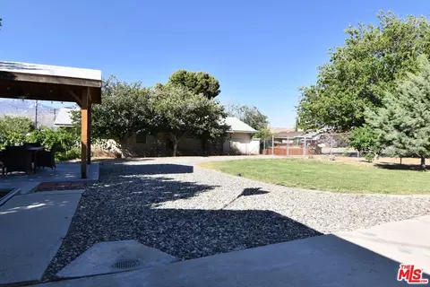 Exterior - 4513 Pine Ln, Mountain Mesa, CA 93240 photo 3 of 5