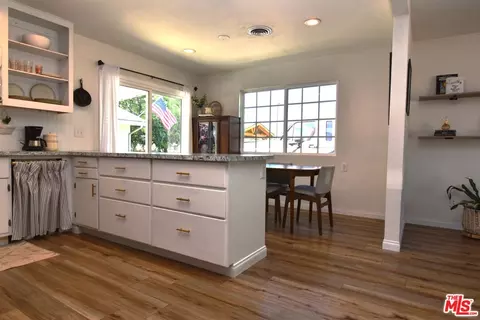Kitchen - 4513 Pine Ln, Mountain Mesa, CA 93240 photo 2 of 3