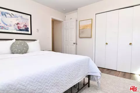Bedroom - 4513 Pine Ln, Mountain Mesa, CA 93240 photo 2 of 5