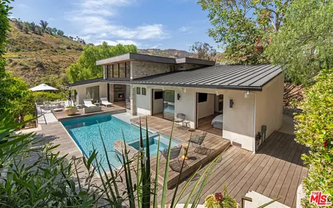 3764 Las Flores Canyon Rd, Malibu, CA 90265