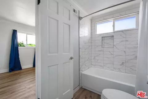 Bath - 19506 Belshaw Ave, Carson, CA 90746 photo 3 of 3