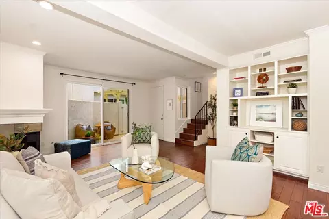 910 19th St #110, Santa Monica, CA 90403