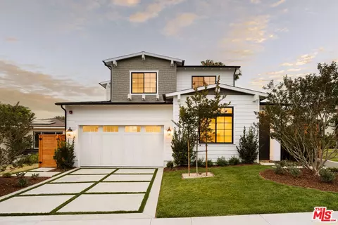 1827 9th St, Manhattan Beach, CA 90266