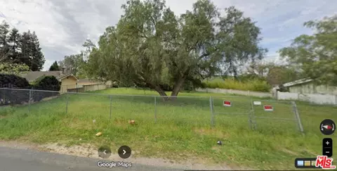 1139 Carmel Dr, Simi Valley, CA 93065