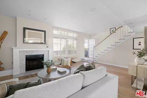 2912 Montana Ave #3, Santa Monica, CA 90403