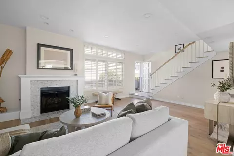 2912 Montana Ave #3, Santa Monica, CA 90403
