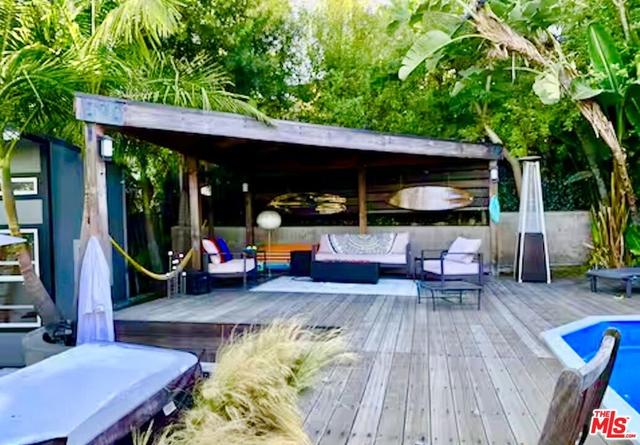 1421 Fernwood Pacific Dr, Topanga, CA 90290