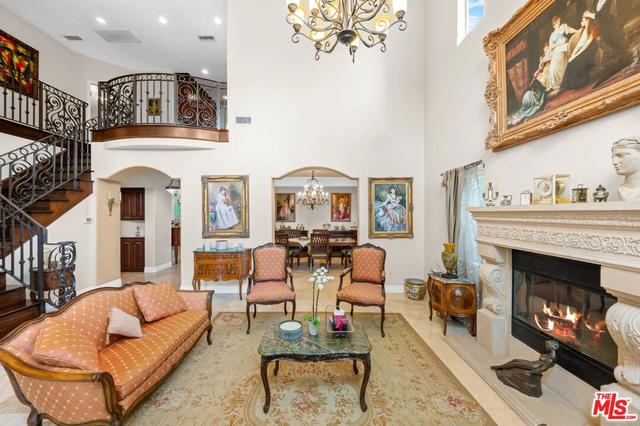 5419 Tampa Ave, Tarzana, CA 91356
