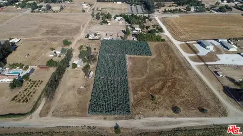 32430 Haleblian Rd, Menifee, CA 92584