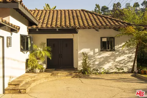2630 Laurel Pass, Los Angeles, CA 90046