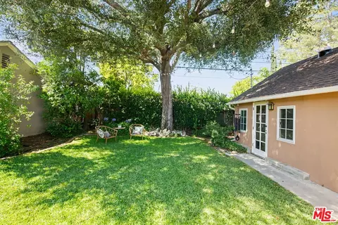 Exterior - 2265 E Moutain St, Pasadena, CA 91104 photo 2 of 3