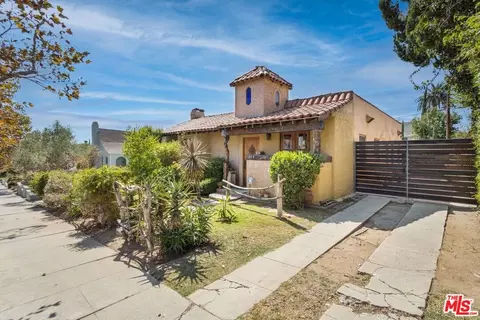1309 Carmona Ave, Los Angeles, CA 90019