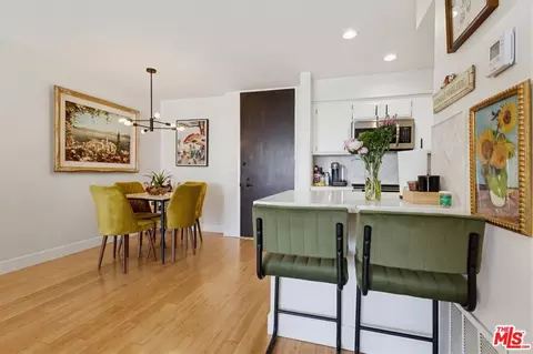 Dining - 1140 E Ocean Blvd #220, Long Beach, CA 90802 photo 7 of 7