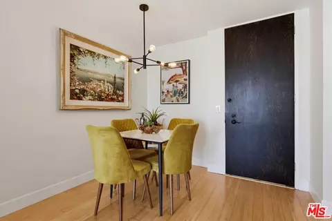 Dining - 1140 E Ocean Blvd #220, Long Beach, CA 90802 photo 2 of 7