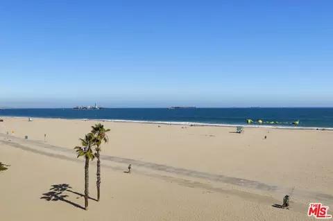 View/Area - 1140 E Ocean Blvd #220, Long Beach, CA 90802 photo 3 of 3
