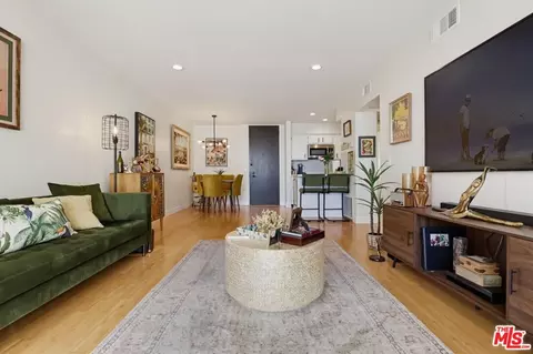 Living - 1140 E Ocean Blvd #220, Long Beach, CA 90802 photo 5 of 6