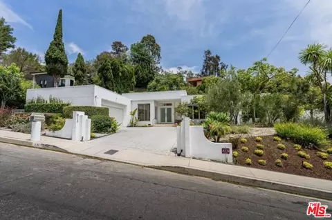 816 N Kenter Ave, Los Angeles, CA 90049
