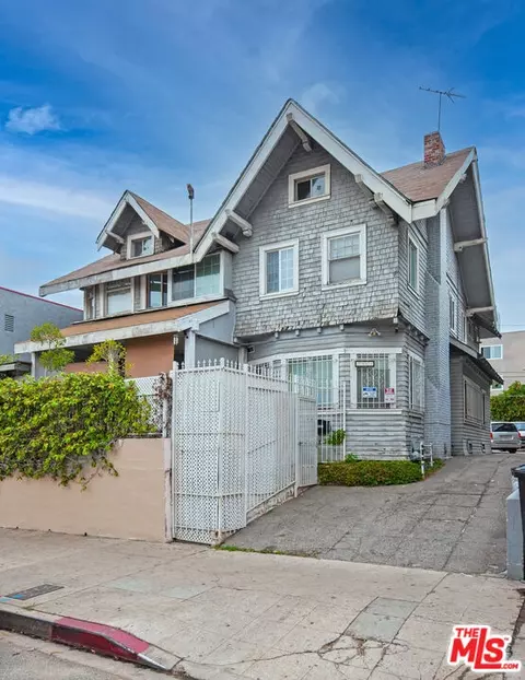 2961 W 8th St, Los Angeles, CA 90005