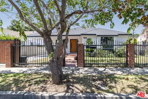 8954 Kramerwood Pl, Los Angeles, CA 90034