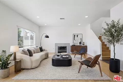 20300 Vanowen St #41, Winnetka, CA 91306