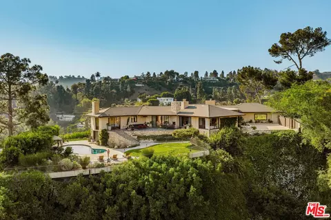 1131 Miradero Rd, Beverly Hills, CA 90210