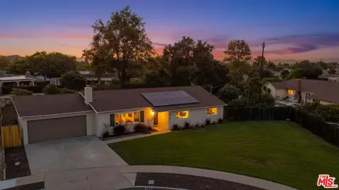 476 Jeanne Ct, Newbury Park, CA 91320