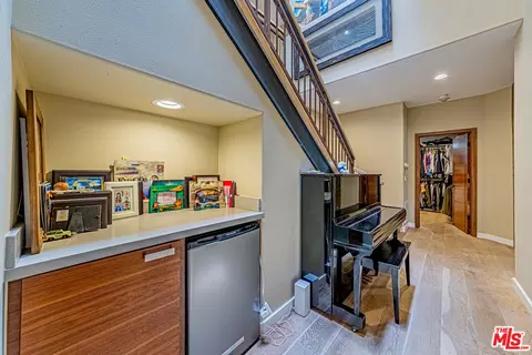 Entry Way - 6 Sirius, Irvine, CA 92603 photo 8 of 10