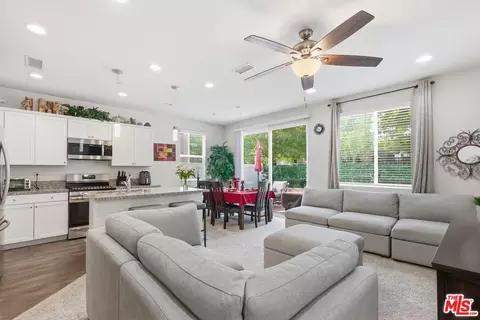 22820 W Olive Way, West Hills, CA 91304